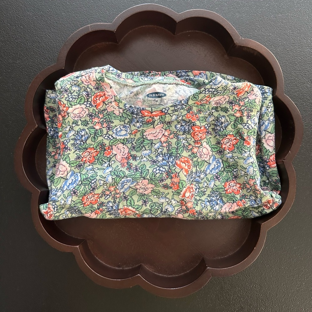 Toddler Girls Size 5T Clothing ~ Old Navy Floral Tee with Pink Jeggings